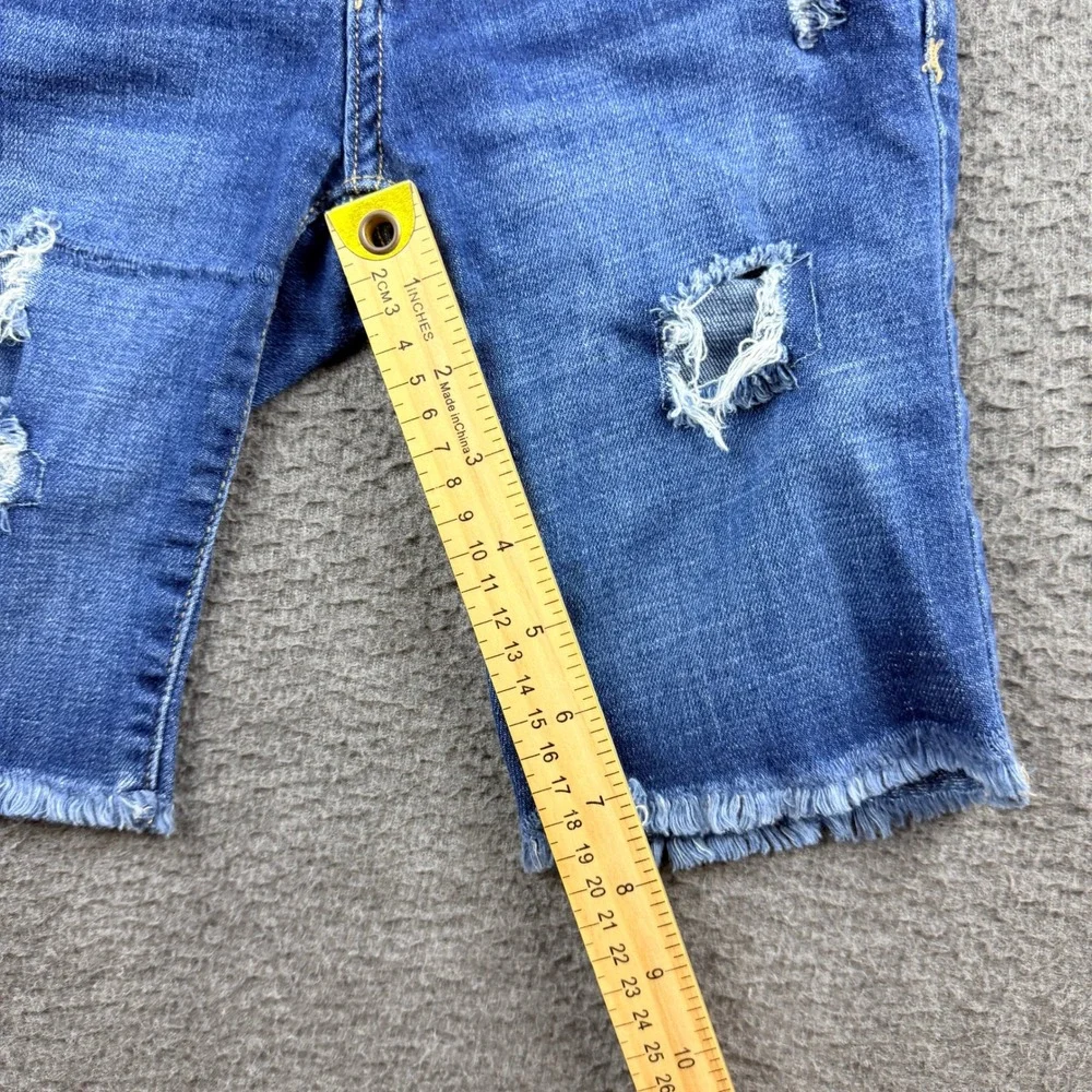 Children's Place Skimmer Pant Court Distressed Denim Shorts Kids‎ 6X/7 Blue